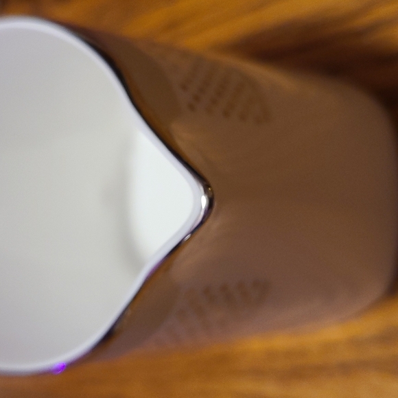 Kate Spade Whitaker Street creamer - Picture 7 of 11